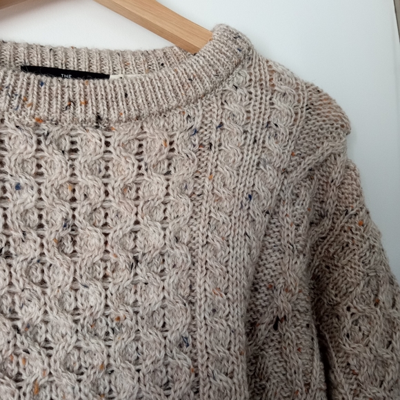 NWOT The Irish Store Lightweight Crew Neck, Size Small, Grey/Beige - Picture 4 of 5